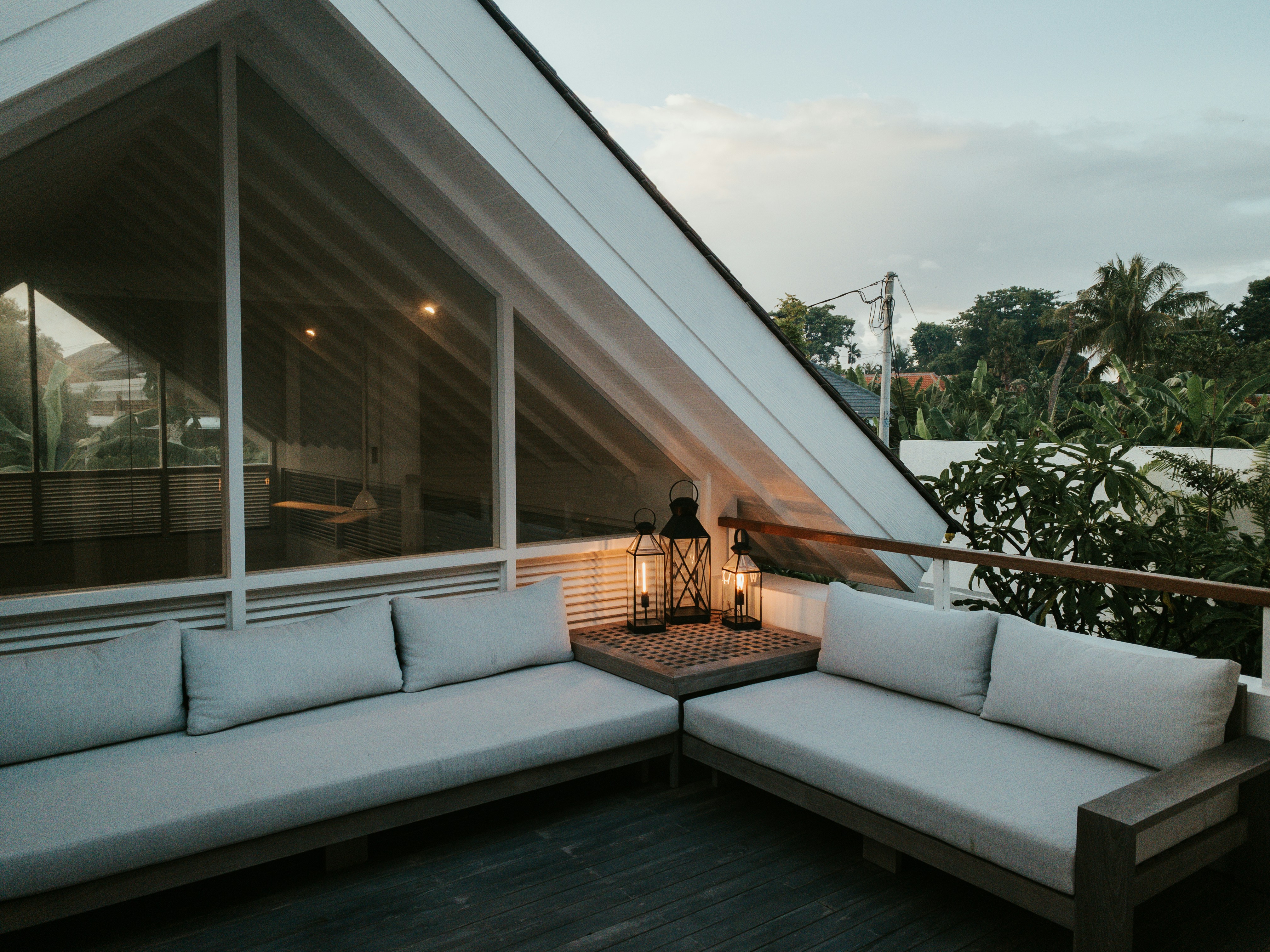 Outdoor Lounge